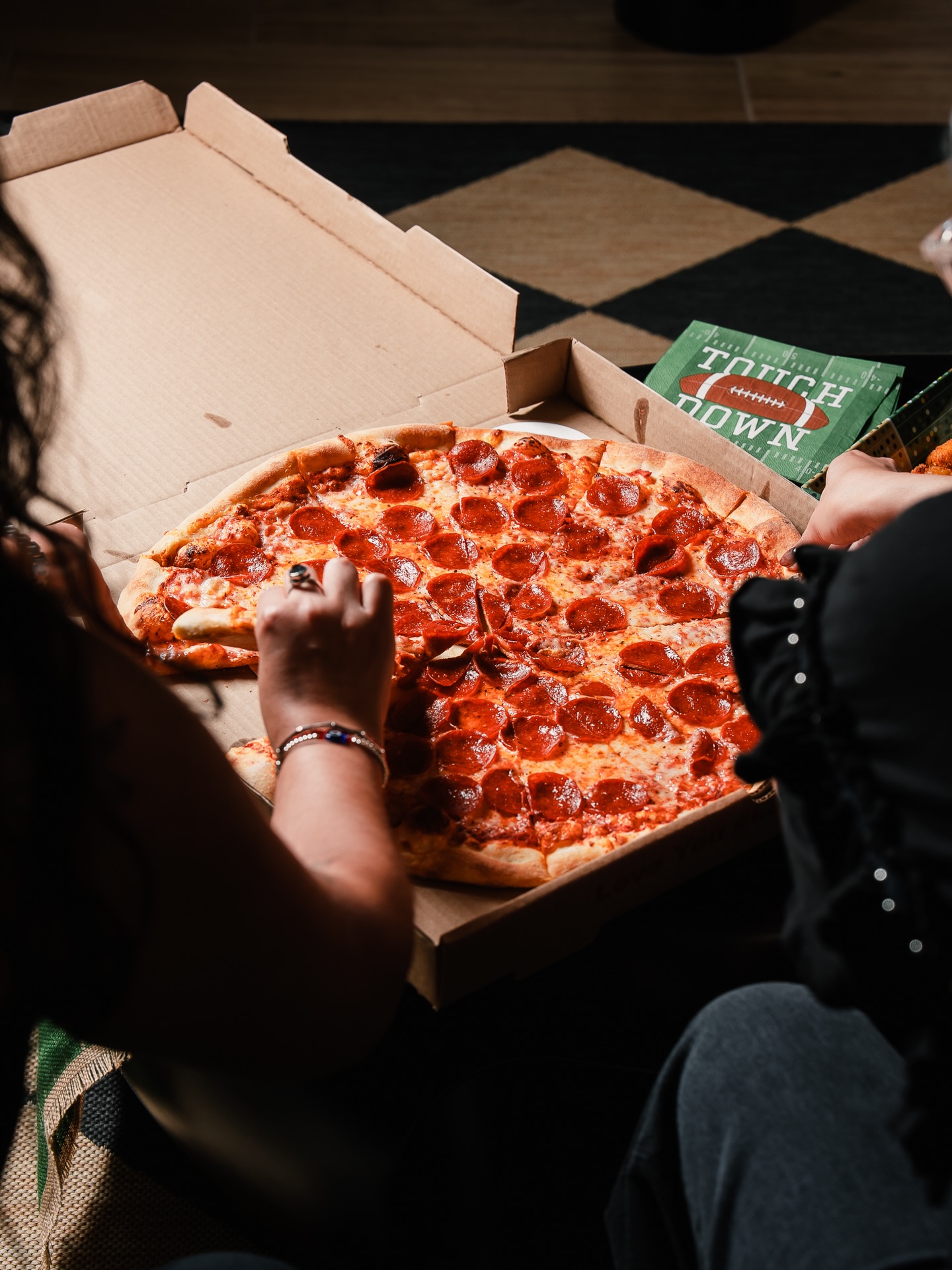 550 Pizzeria pepperoni pizza carry-out image